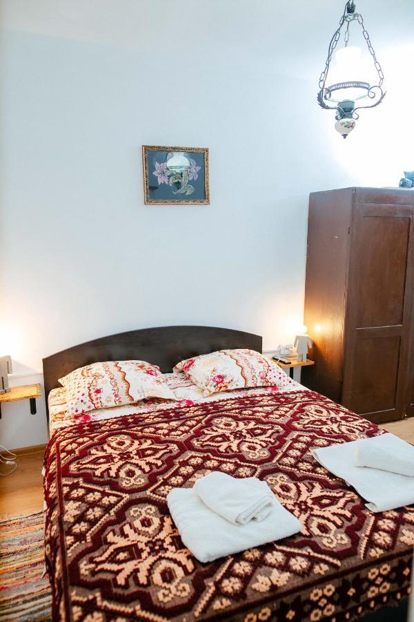 Casa Pe Valea Hartibaciului Guest House Barcut ภายนอก รูปภาพ