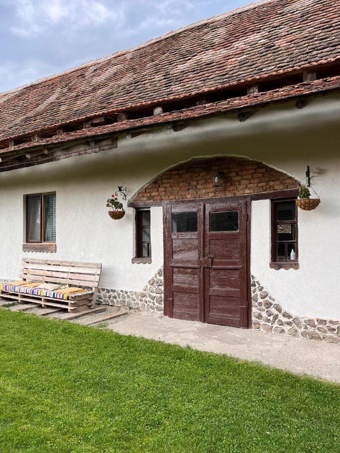 Casa Pe Valea Hartibaciului Guest House Barcut ภายนอก รูปภาพ